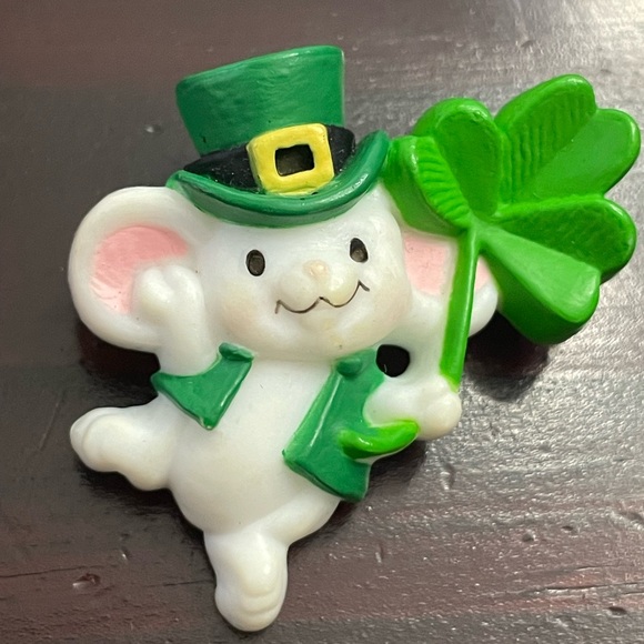 Vintage Set of 3 Hallmark 1980s St Patrick's‎ Day Mouse Clover Bear Lapel Pin - Picture 9 of 10